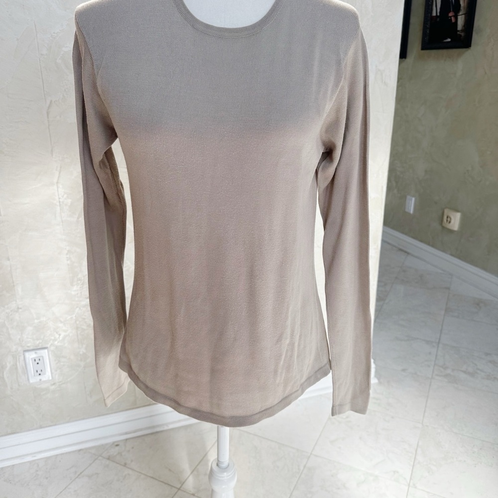 Kevo Women's 100% Silk Beige Long Sleeve Top